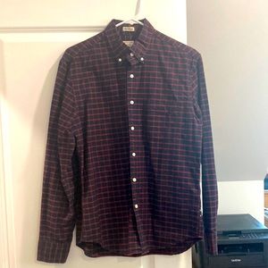 J crew medium slim fit button down.  Never worn, like new